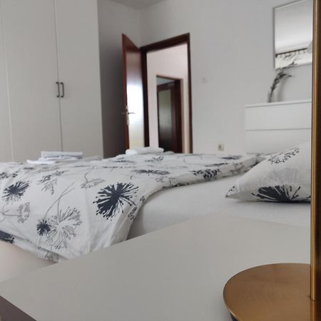 Apartments Vesna 슬루니 외부 사진