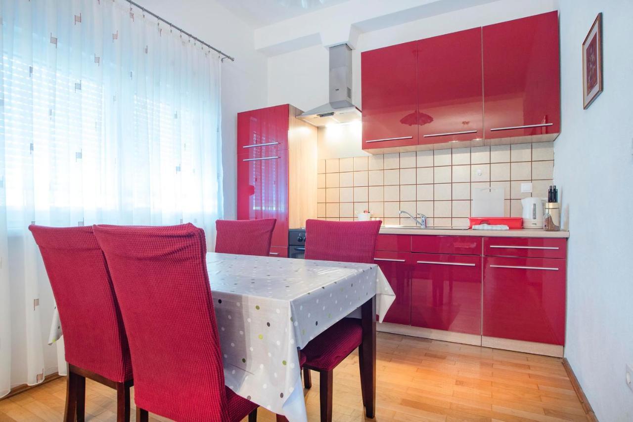 Apartments Vesna 슬루니 외부 사진