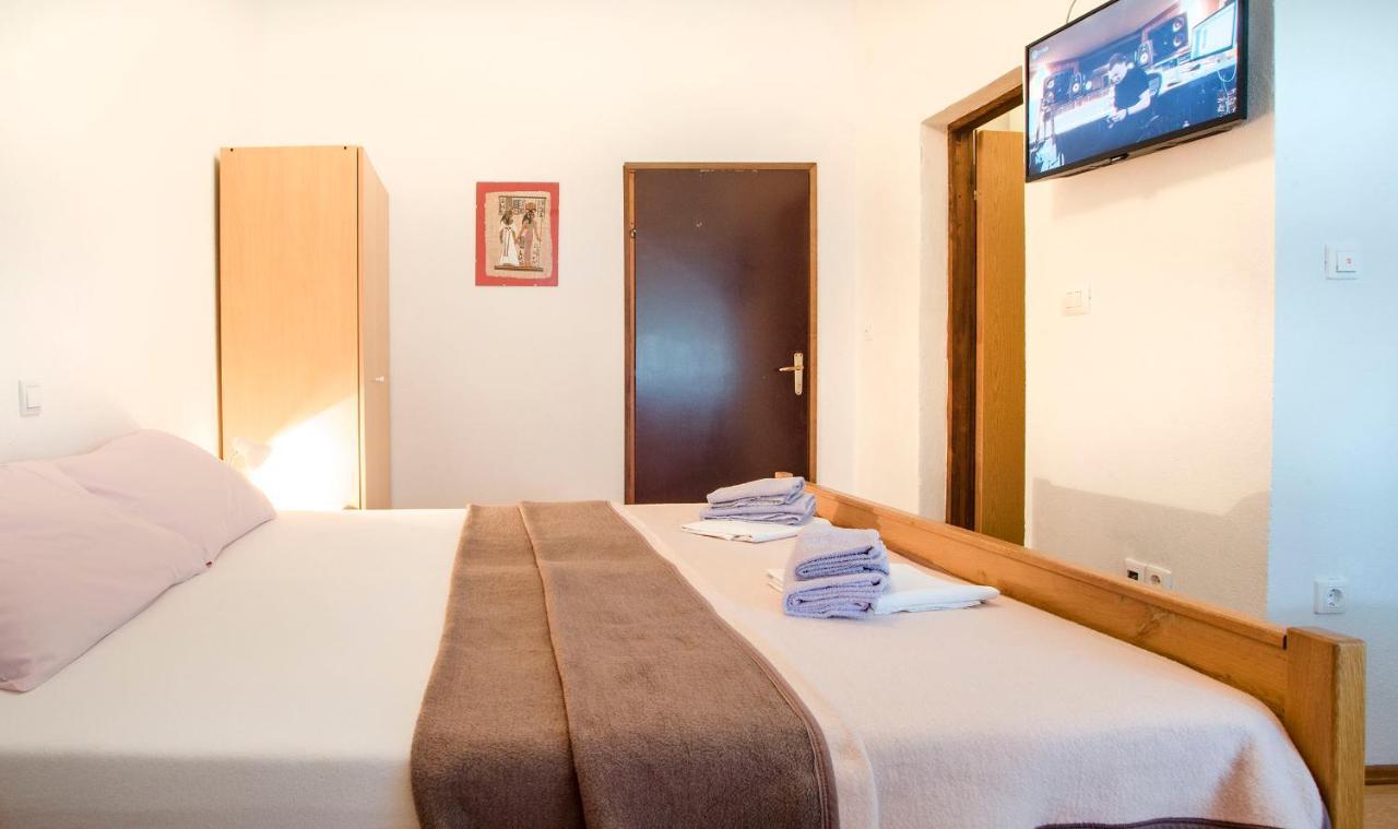 Apartments Vesna 슬루니 외부 사진