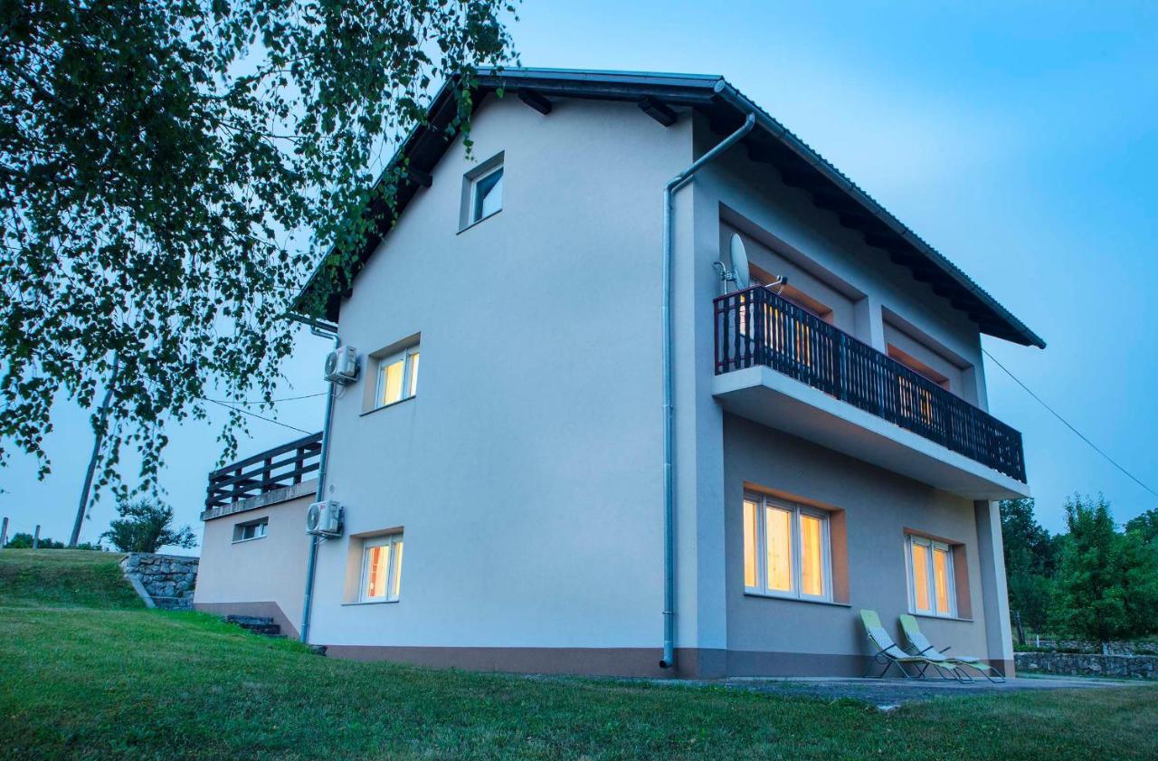 Apartments Vesna 슬루니 외부 사진