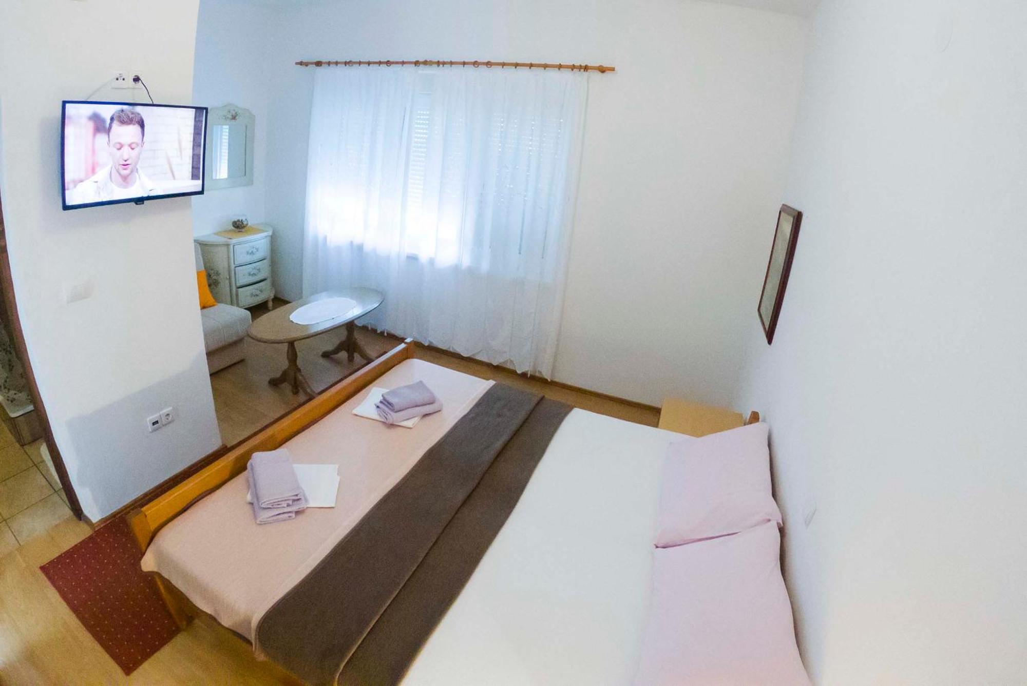 Apartments Vesna 슬루니 객실 사진